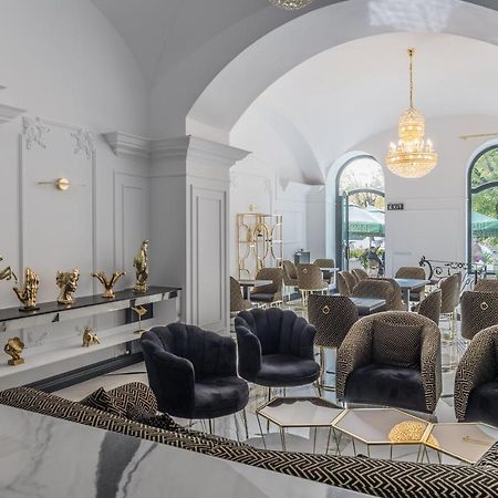 Hotel Vila Central Boutique サトゥ・マーレ エクステリア 写真