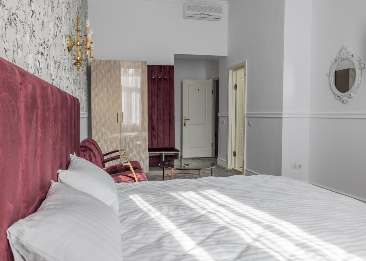 Hotel Vila Central Boutique サトゥ・マーレ エクステリア 写真