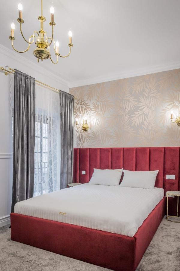 Hotel Vila Central Boutique サトゥ・マーレ エクステリア 写真