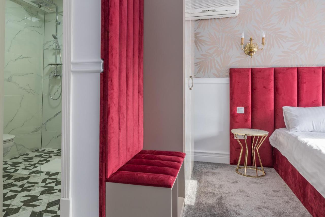 Hotel Vila Central Boutique サトゥ・マーレ エクステリア 写真