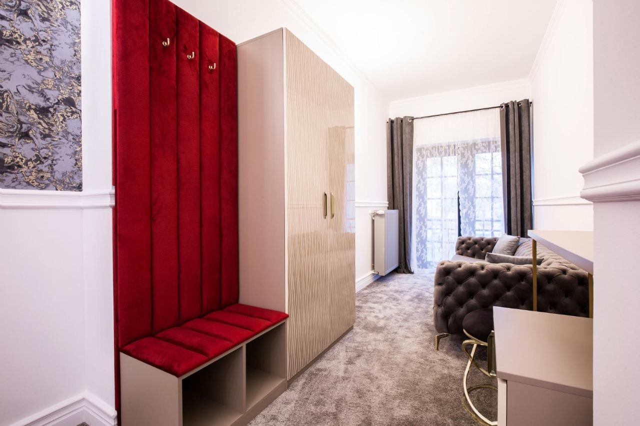Hotel Vila Central Boutique サトゥ・マーレ エクステリア 写真